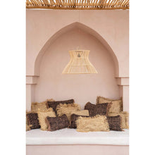 Afbeelding in Gallery-weergave laden, Kussenhoes 'Oh My Gee' - Zwart Koper - 30x50 cm