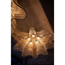 Afbeelding in Gallery-weergave laden, De Whipped hanglamp - Natural - XXL
