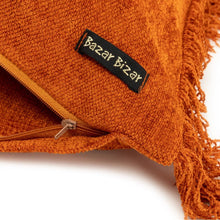 Afbeelding in Gallery-weergave laden, Kussenhoes 'Oh My Gee' - Roest Fluweel - 35x100 cm