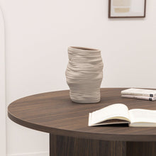 Afbeelding in Gallery-weergave laden, Ronde Eettafel Mae, 120 cm, Bruin Notenhout