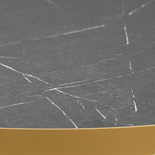 Afbeelding in Gallery-weergave laden, Ronde eettafel 'Daan' 148 cm, kleur goud / zwart marmer