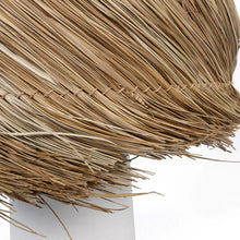 Afbeelding in Gallery-weergave laden, De Pandan tafellamp - wit naturel