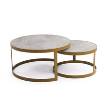 Afbeelding in Gallery-weergave laden, Salontafelset 'Saar' rond 80 en 60cm, kleur goud / beton