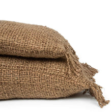 Afbeelding in Gallery-weergave laden, Kussenhoes 'Oh My Gee' - Bruin - 30x50 cm