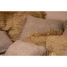 Afbeelding in Gallery-weergave laden, Kussenhoes 'Oh My Gee' - Parelgrijs - 40x40 cm