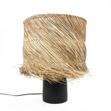 Afbeelding in Gallery-weergave laden, De Pandan tafellamp - zwart naturel