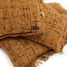 Afbeelding in Gallery-weergave laden, Kussenhoes 'Oh My Gee' - Kaneel bruin - 60x60 cm