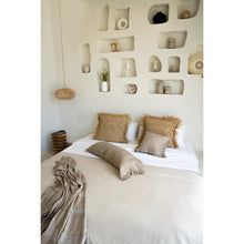 Afbeelding in Gallery-weergave laden, Kussenhoes 'Oh My Gee' - Concrete Velvet - 35x100 cm