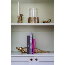 Afbeelding in Gallery-weergave laden, Croco kaarsenhouder met glas - messing - L