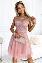 Afbeelding in Gallery-weergave laden, Luxueuze kanten bodycon jurk