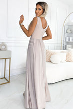 Afbeelding in Gallery-weergave laden, Elegante lange jurk met split