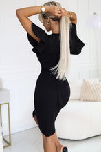 Afbeelding in Gallery-weergave laden, Jurk met wikkelhals en split - Lichtblauw