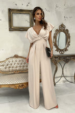 Afbeelding in Gallery-weergave laden, Stijlvolle jumpsuit met wijde pijpen